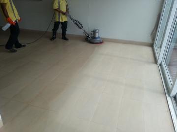 Tile Cleaning: Years of daily dirt removed with BonasystemsClean