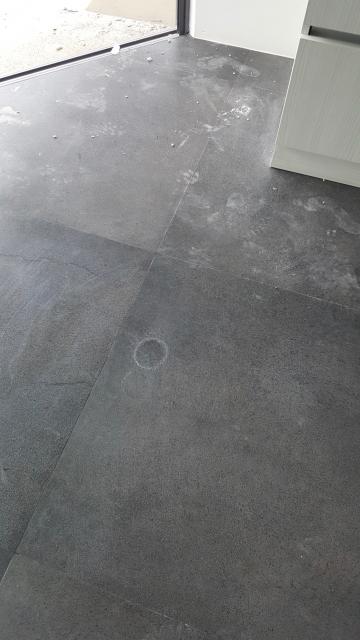 Tile Cleaning: Circular stain stubbornly stays