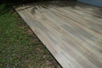 Eco-Wood Brown, Surin Heights